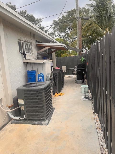 1216 16th Avenue North, Unit 10 Lake Worth Beach, FL 33460 - Photo 11 of 14 IMG_2372