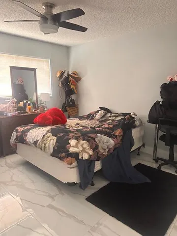 $2,000 | 1216 16th Avenue North, Unit 10, Lake Worth Beach, FL 33460