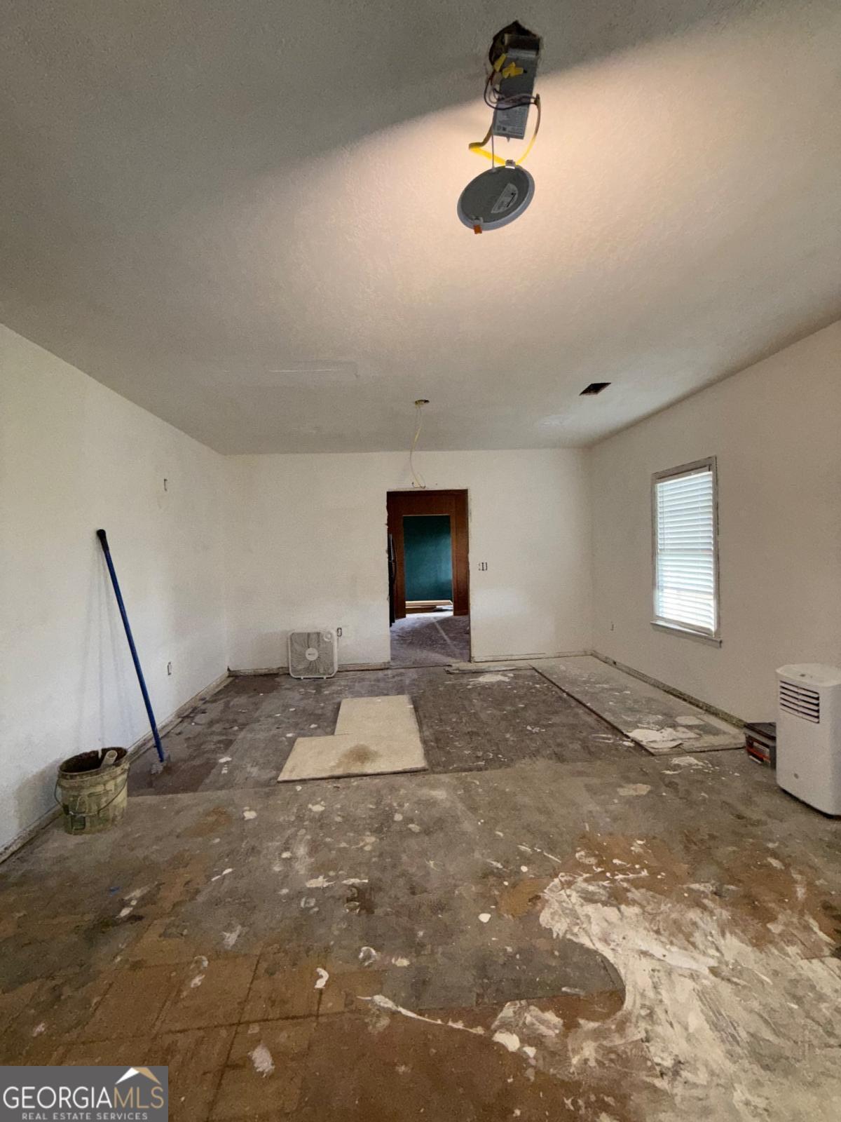 221 Rentz Bridge Road Lenox, GA 31637 - Photo 17 of 19 a very nice looking room with a window