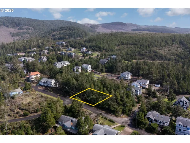 $250,000 | Ridgewood Road, Unit 301, Tillamook, OR 97141