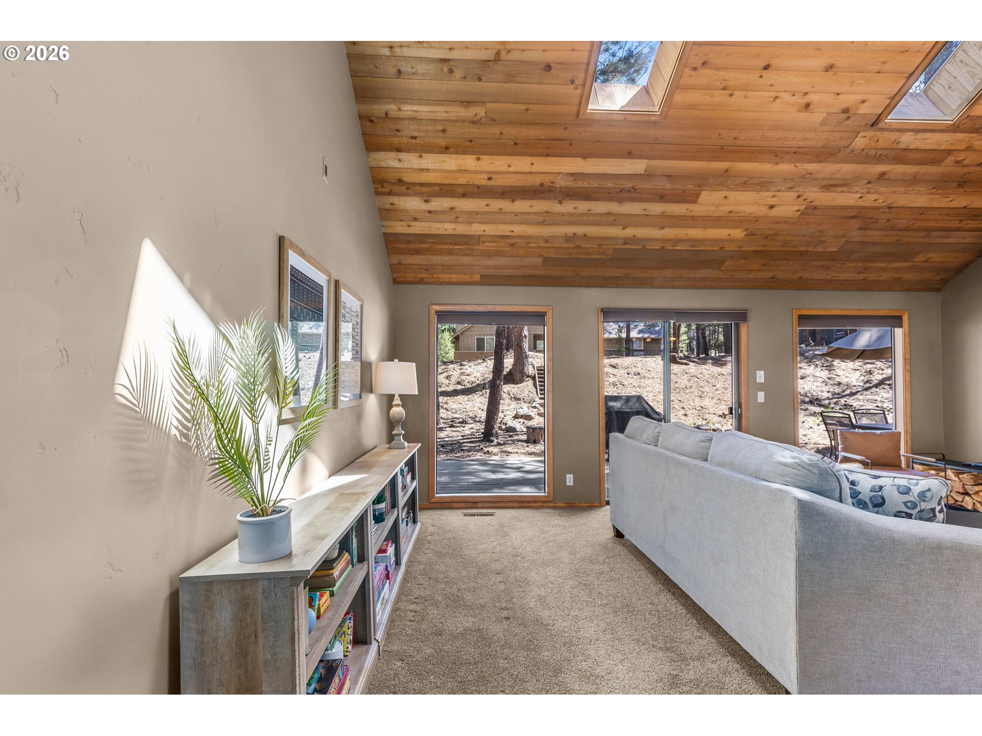 57308 Red Fir Lane Sunriver, OR 97707 - Photo 13 of 38