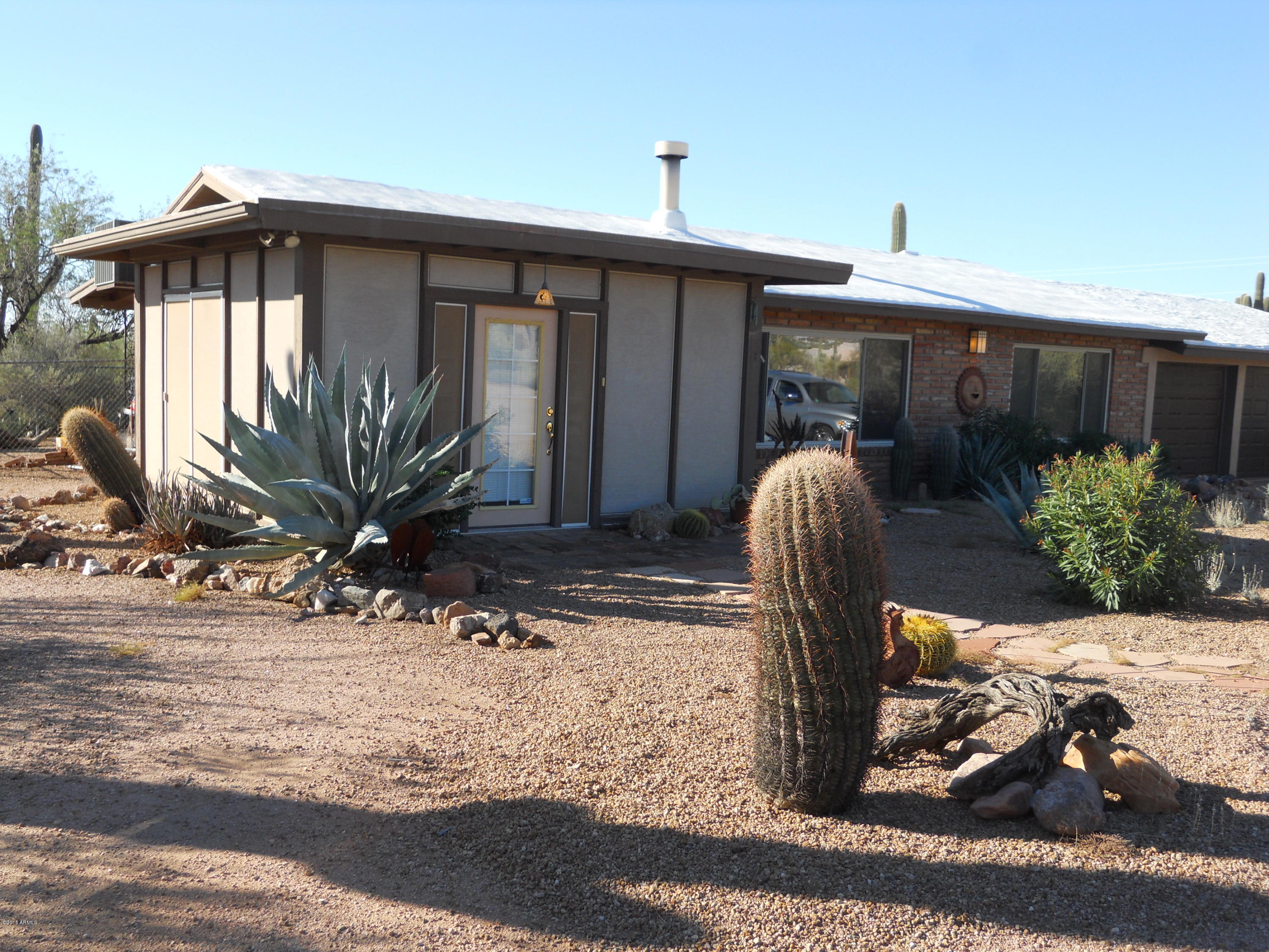 4725 North Wolverine Pass Road Apache Junction, AZ 85119 - Photo 1 of 20 4725 Wolverine Pass 002