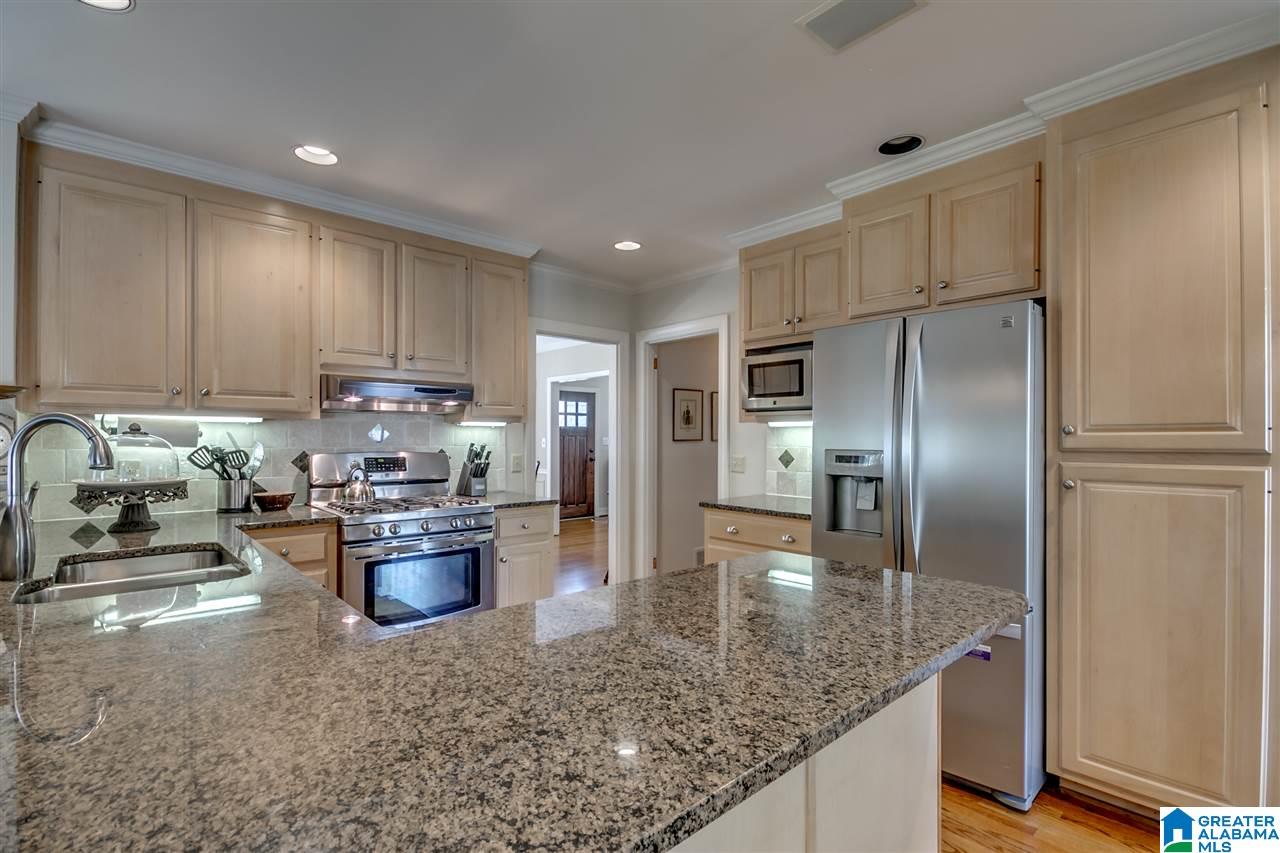 118 Overbrook Road Birmingham, AL 35213 - Photo 17 of 47