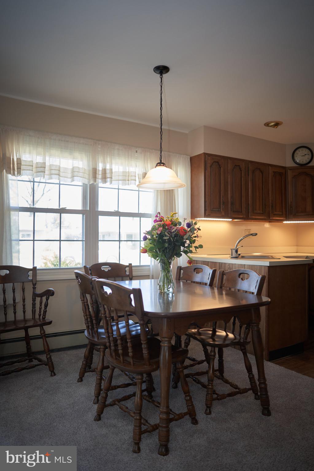 23 Black Walnut Road Levittown, PA 19057 - Photo 4 of 32 Gallery Image 4