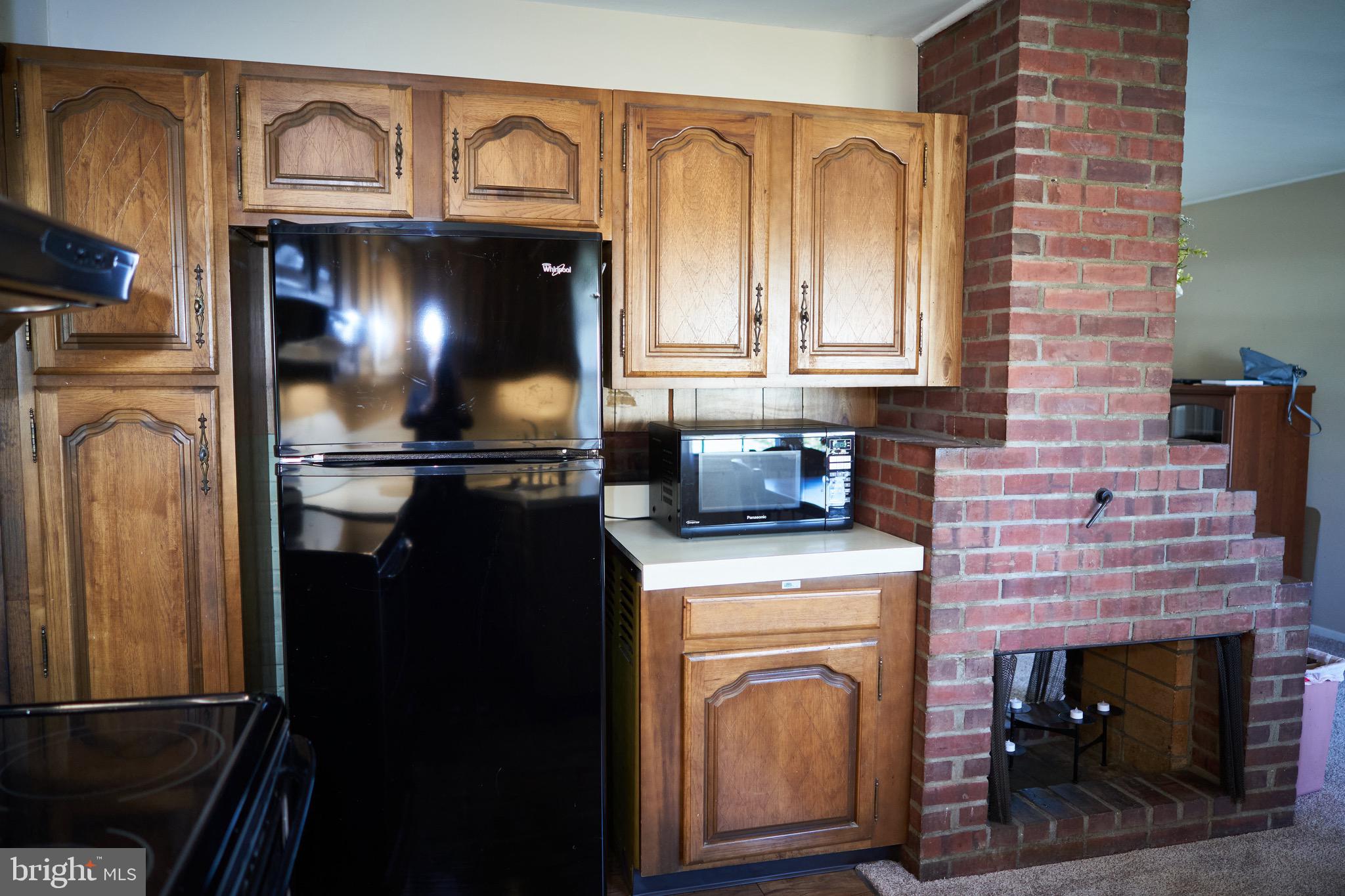 23 Black Walnut Road Levittown, PA 19057 - Photo 7 of 32 Gallery Image 7