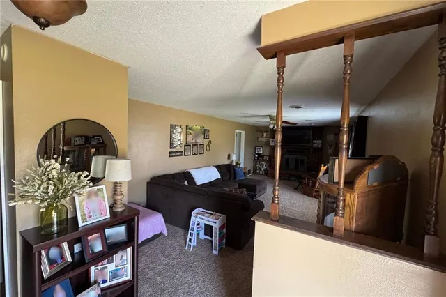 $179,900 | 314 McAtee Road, Iola, KS 66749