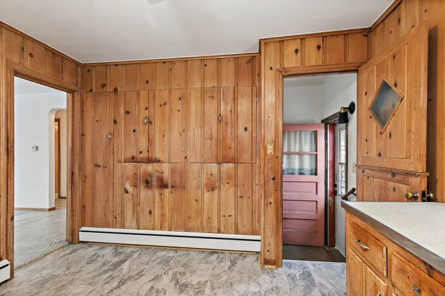 $335,000 | 305 North Craig Place, Lombard, IL 60148