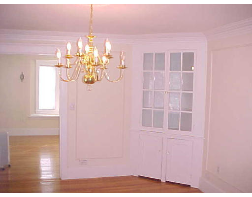 47 Robbins Road Arlington, MA 02476 - Photo 8 of 19