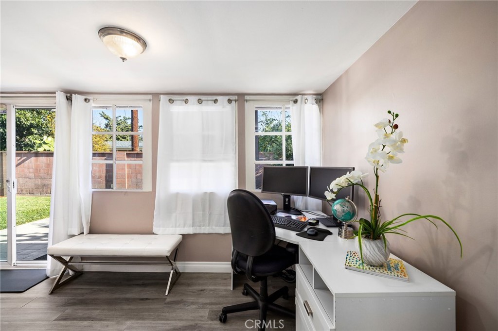 533 South Devon Road Orange, CA 92868 - Photo 15 of 44