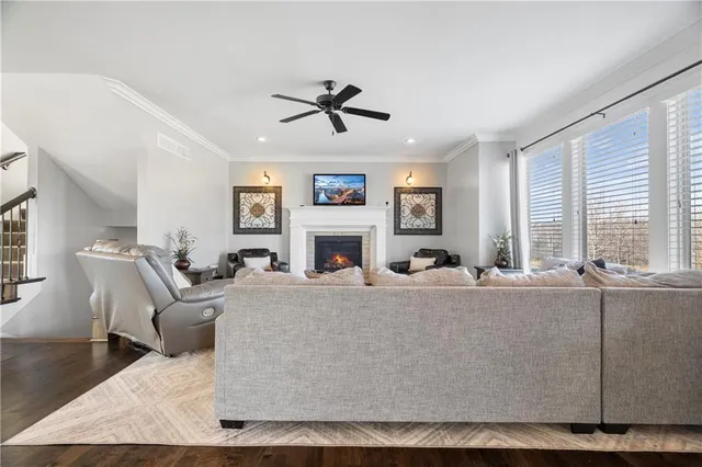 $885,000 | 9600 West 164th Street, Overland Park, KS 66085