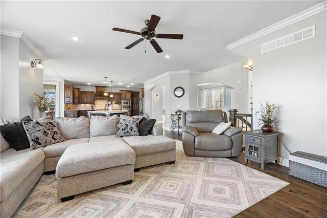 $885,000 | 9600 West 164th Street, Overland Park, KS 66085