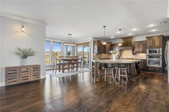 $885,000 | 9600 West 164th Street, Overland Park, KS 66085