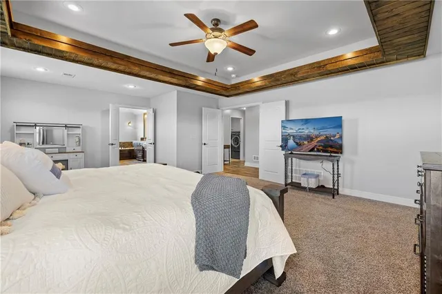 $885,000 | 9600 West 164th Street, Overland Park, KS 66085