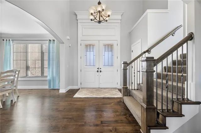 $885,000 | 9600 West 164th Street, Overland Park, KS 66085