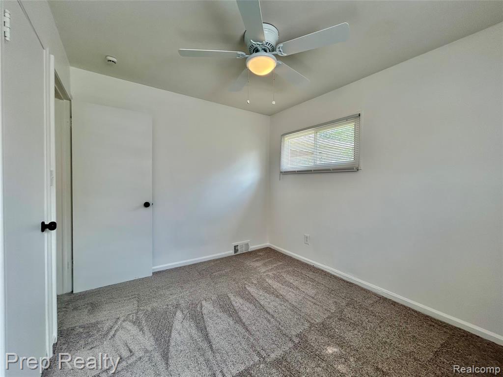 29881 Brooklane Street Inkster, MI 48141 - Photo 13 of 21