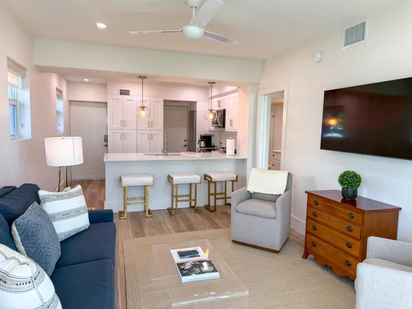 $3,400 | 850 Northeast Spanish River Boulevard, Unit 160, Boca Raton, FL 33431