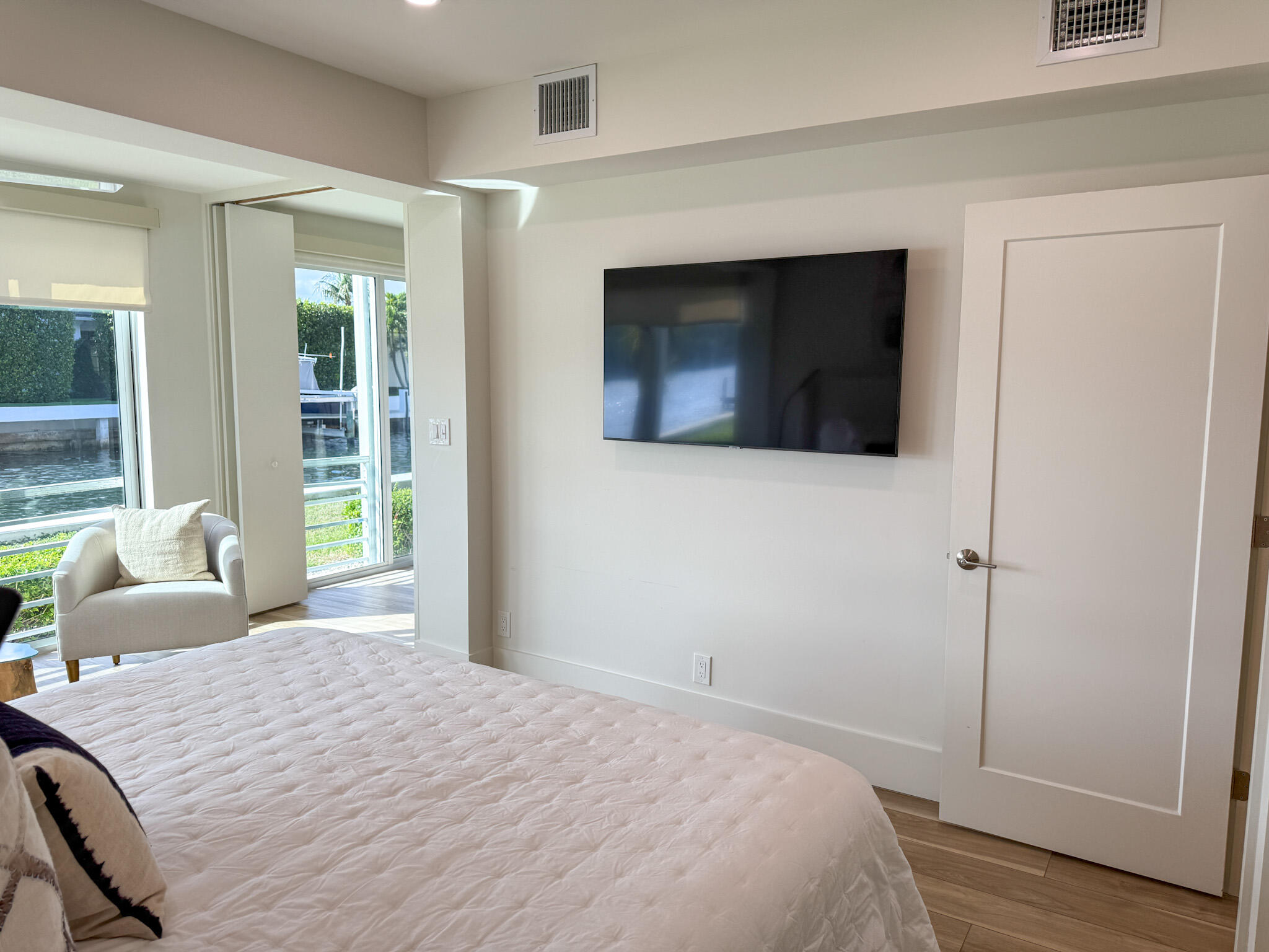 850 Northeast Spanish River Boulevard, Unit 160 Boca Raton, FL 33431 - Photo 12 of 18 IMG_9086