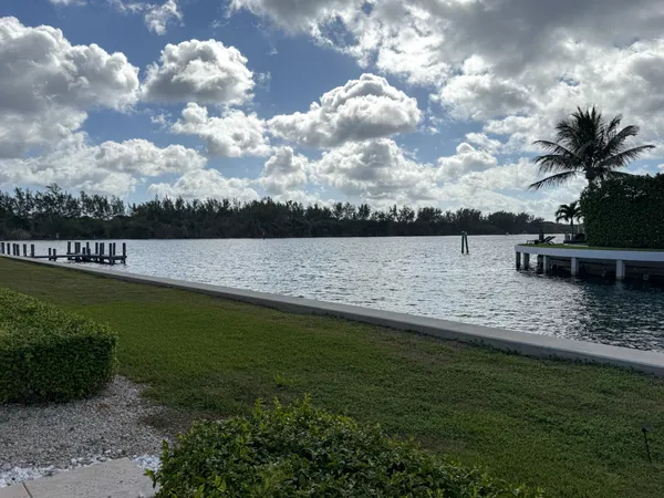 $3,400 | 850 Northeast Spanish River Boulevard, Unit 160, Boca Raton, FL 33431