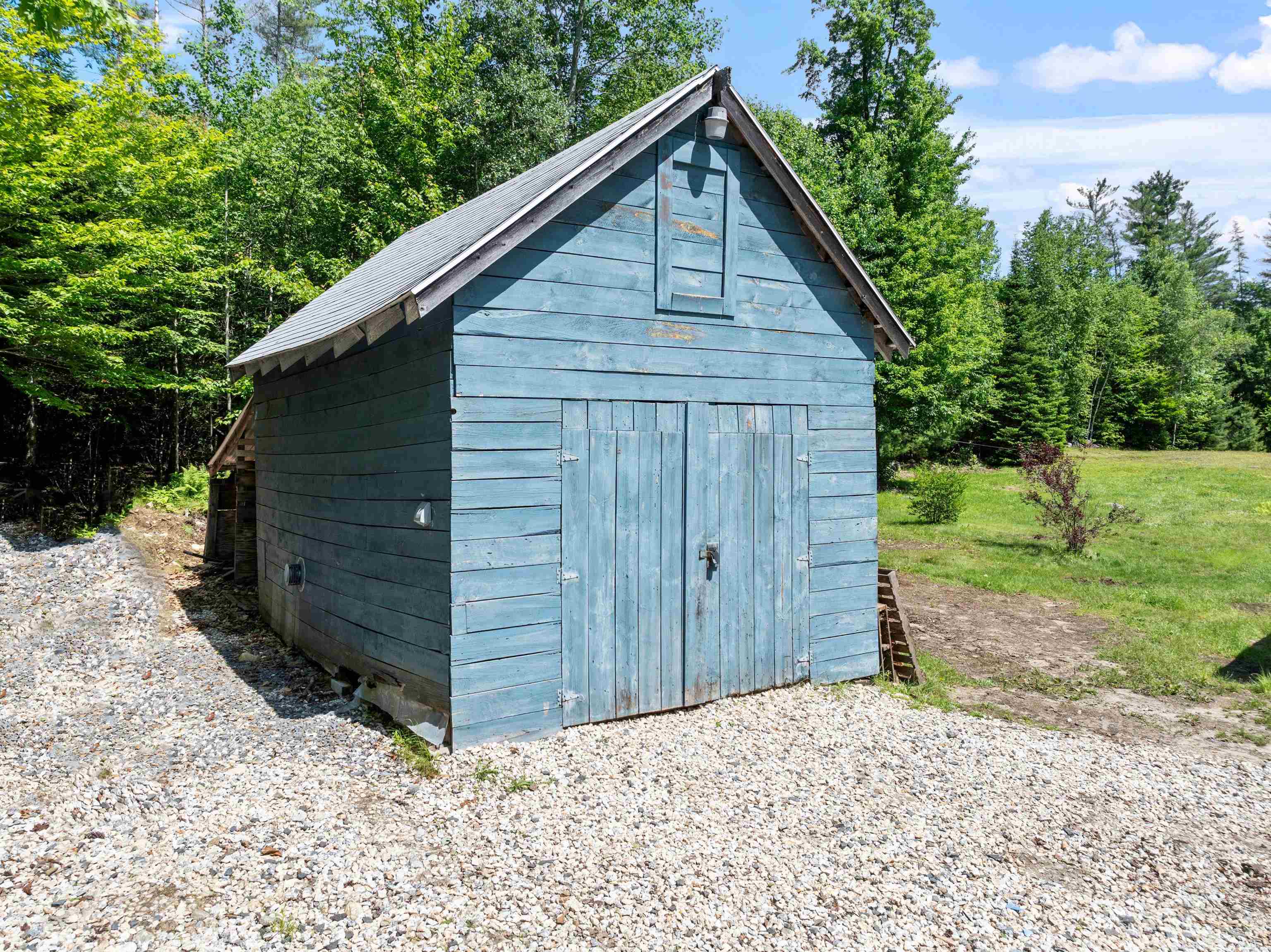 66 Brookside Lane Danbury, NH 03230 - Photo 4 of 44