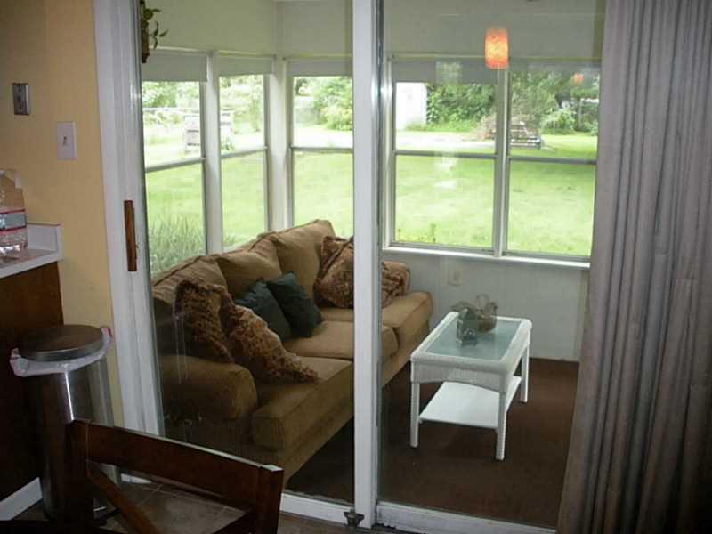 3536 Woodale Road Indianapolis, IN 46234 - Photo 7 of 22 Gallery Image 7