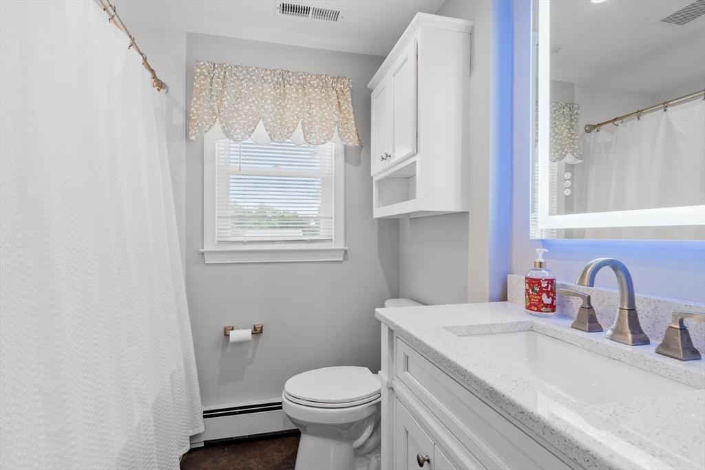 15 Dallas Road Lowell, MA 01854 - Photo 21 of 36