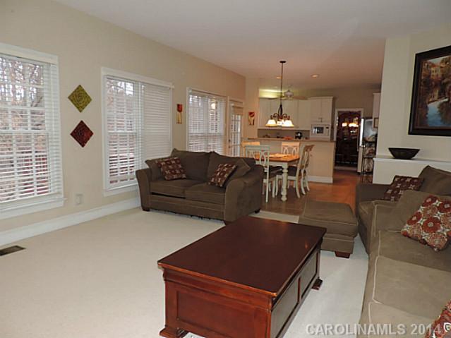 11023 Jordan Rae Lane Charlotte, NC 28277 - Photo 4 of 16 Gallery Image 4