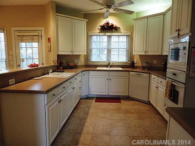 11023 Jordan Rae Lane Charlotte, NC 28277 - Photo 6 of 16 Gallery Image 6