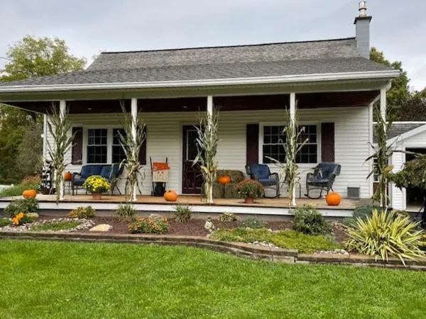 $280,000 | 5 Vernon Place, Big Flats, NY 14871