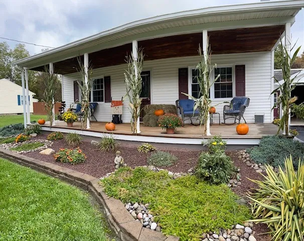 $290,000 | 5 Vernon Place, Big Flats, NY 14871