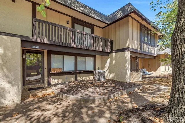 $245,000 | 2609 Plantation Point, Unit D, St. Charles, MO 63303
