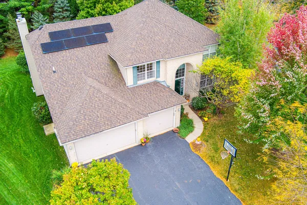 $485,000 | 102 Quinlan Avenue, DeKalb, IL 60115