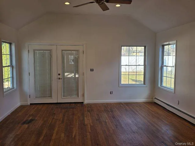 $699,990 | 125 Greenwood Drive, North Babylon, NY 11703