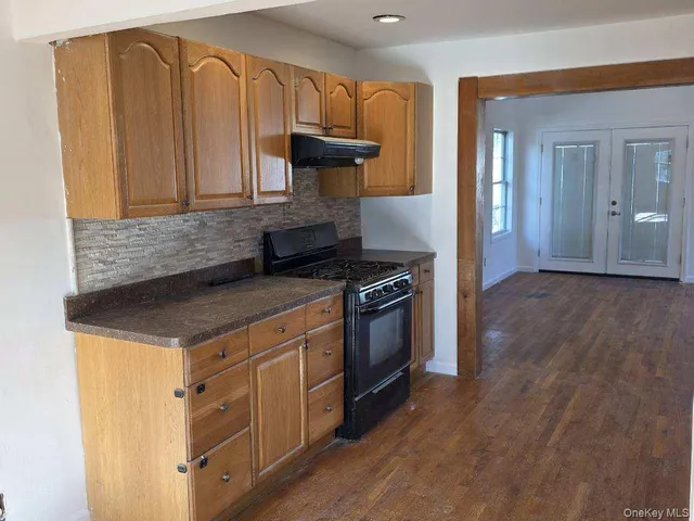 $699,990 | 125 Greenwood Drive, North Babylon, NY 11703