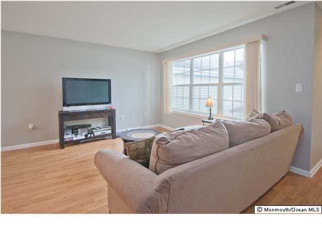 67 Ridge Place Freehold, NJ 07728 - Photo 2 of 10 Additional Photo