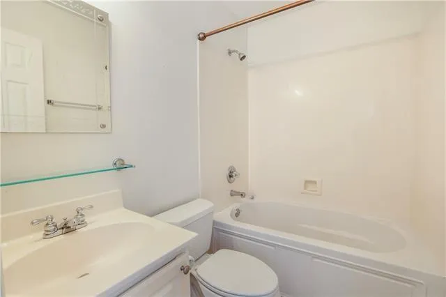 $2,350 | 8 Caribbean Court, Mandeville, LA 70448