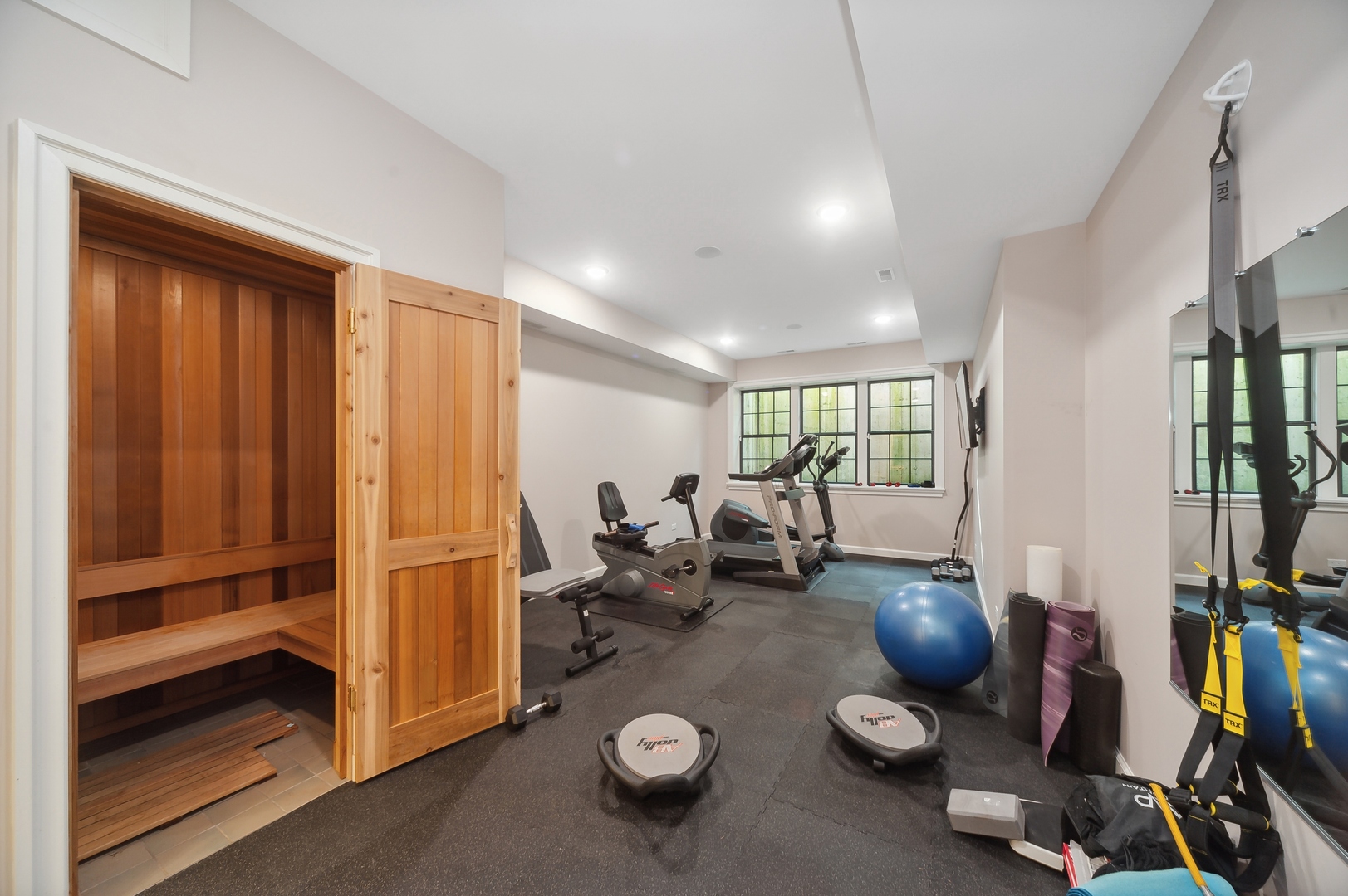 1120 Elm Tree Road Lake Forest, IL 60045 - Photo 21 of 34 a view of a room with gym equipment