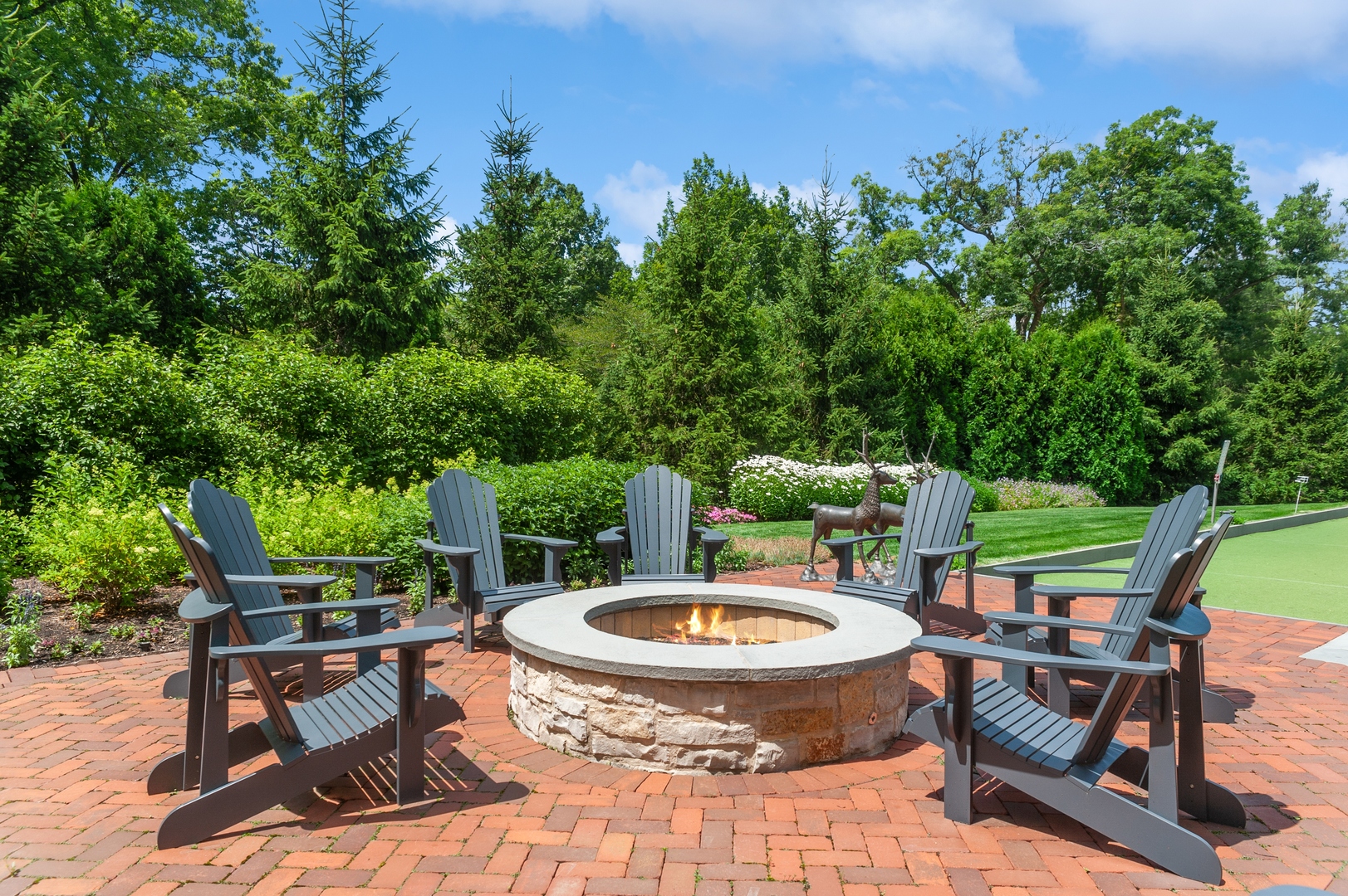 1120 Elm Tree Road Lake Forest, IL 60045 - Photo 8 of 10 a view of a chairs and table in the patio