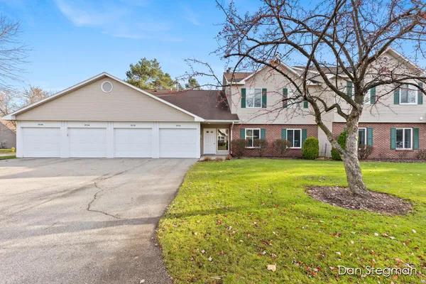 $249,900 | 3116 Windcrest Court Northeast, Grand Rapids, MI 49525