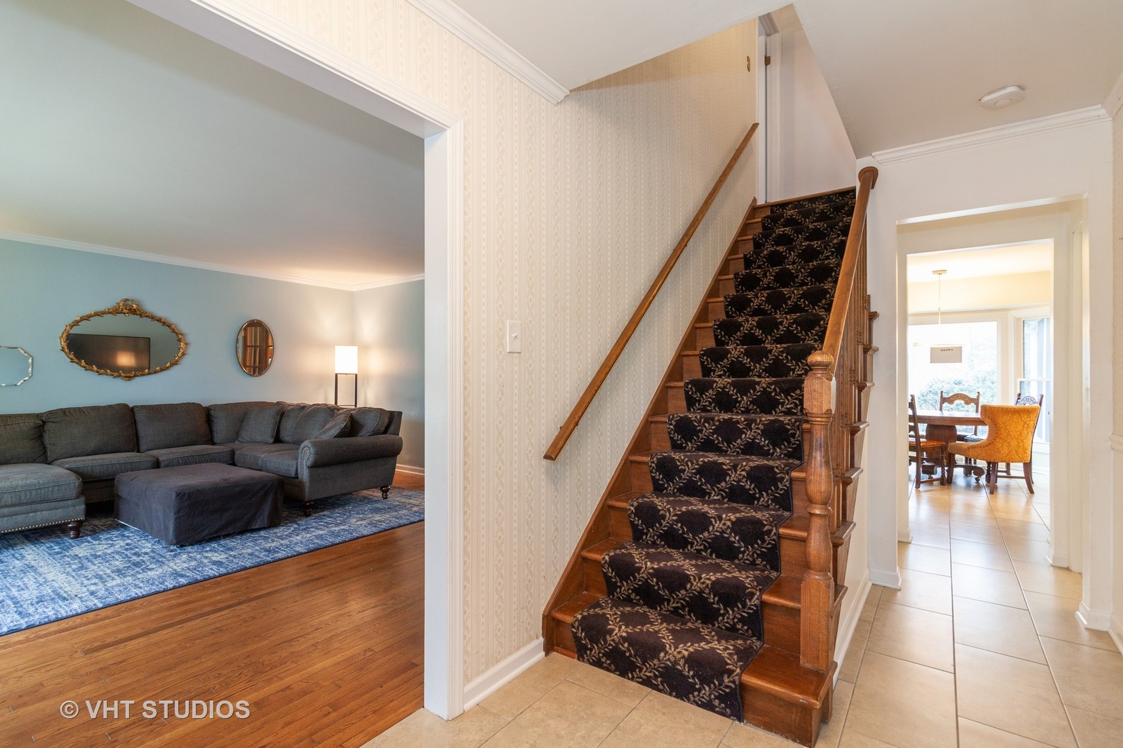 755 West Bauer Road Naperville, IL 60563 - Photo 3 of 24