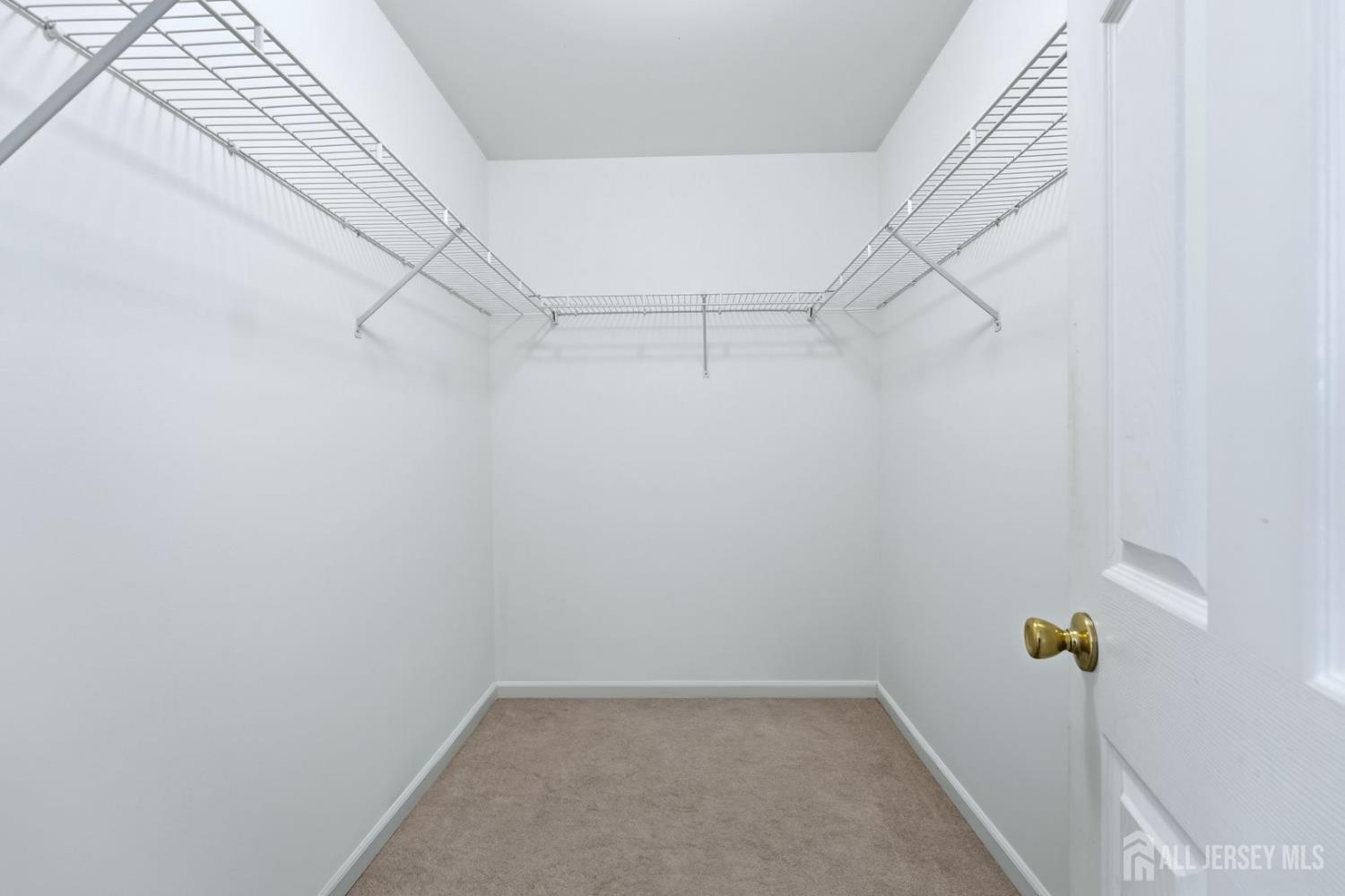 1484 Osage Road North Brunswick, NJ 08902 - Photo 20 of 35