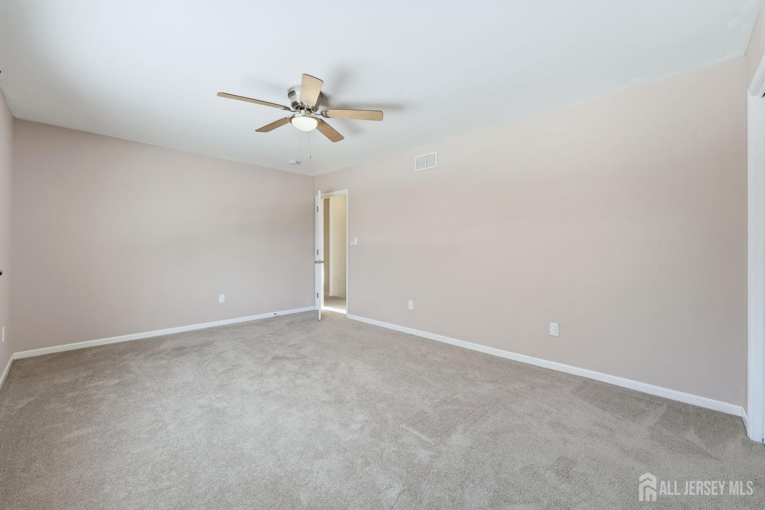 1484 Osage Road North Brunswick, NJ 08902 - Photo 26 of 35