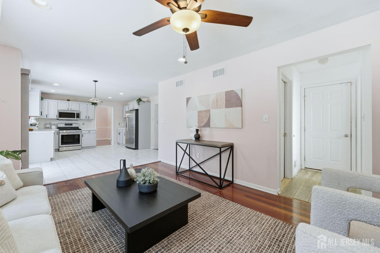 1484 Osage Road North Brunswick, NJ 08902 - Photo 3 of 35