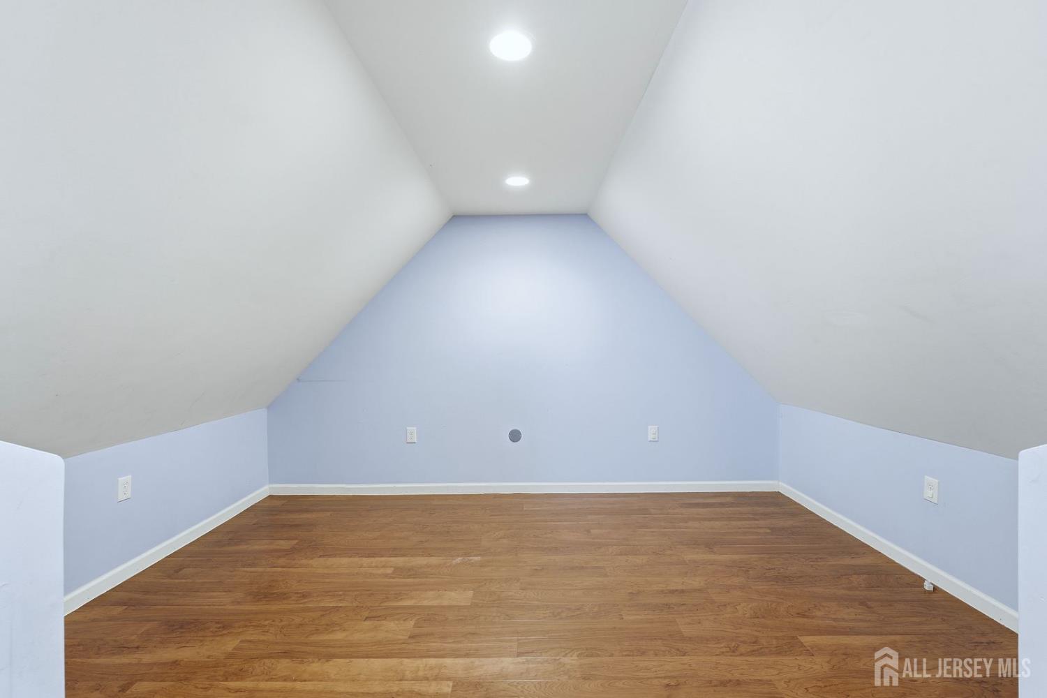 1484 Osage Road North Brunswick, NJ 08902 - Photo 32 of 35