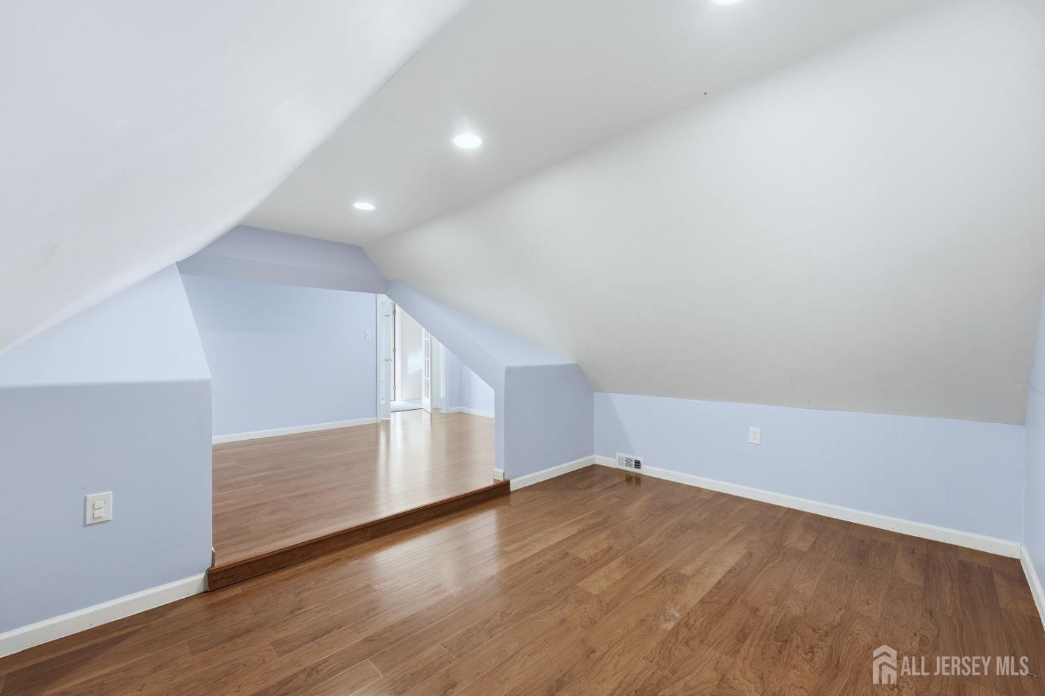 1484 Osage Road North Brunswick, NJ 08902 - Photo 33 of 35