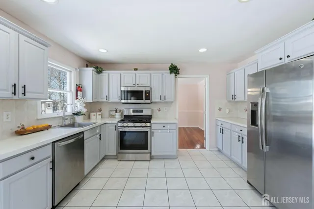 $720,000 | 1484 Osage Road, North Brunswick, NJ 08902