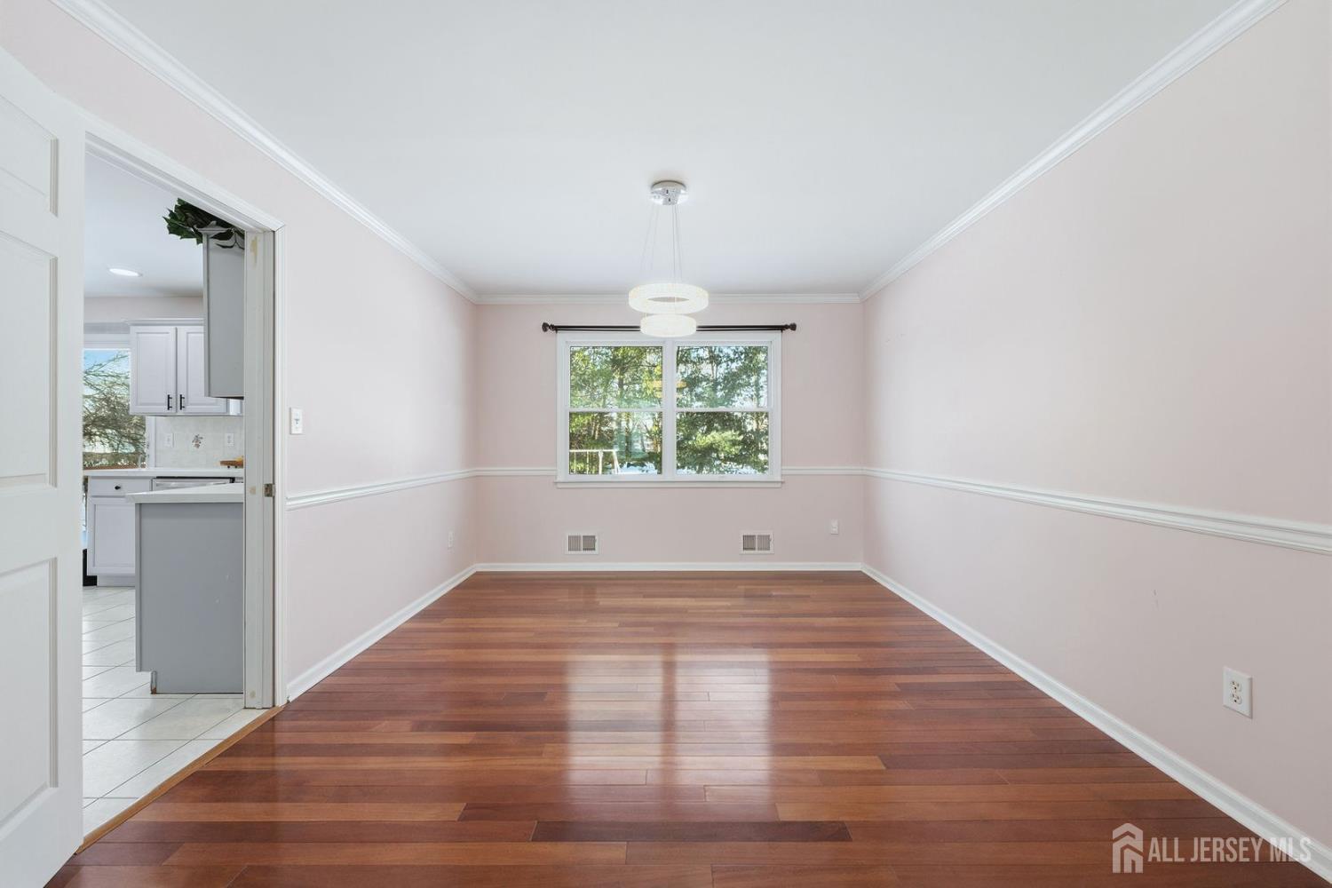 1484 Osage Road North Brunswick, NJ 08902 - Photo 10 of 35