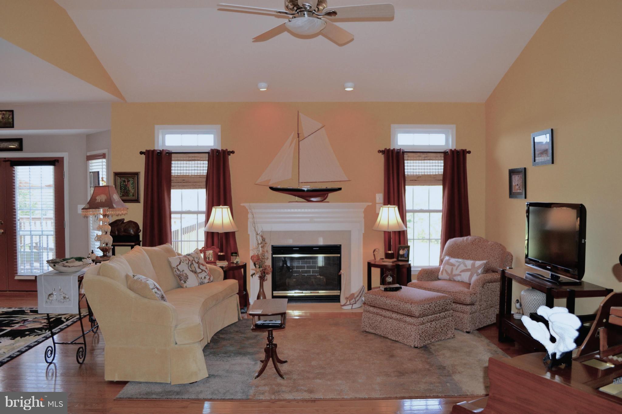 16596 Wayland Road Culpeper, VA 22701 - Photo 2 of 30 Family rm w/ hardwd & cozy fireplace