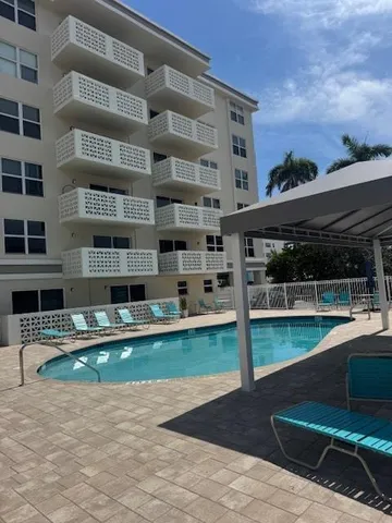 $195,500 | 1901 South Ocean Drive, Unit 102, Hollywood, FL 33019