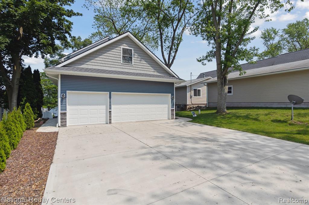 6130 Bullard Road Fenton, MI 48430 - Photo 44 of 62