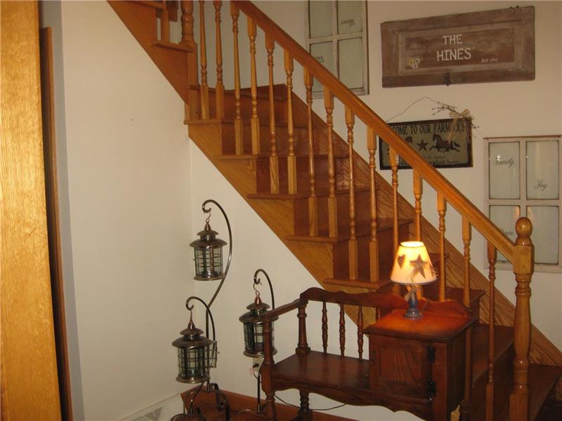 497 Cannery Road Mercer, PA 16137 - Photo 15 of 25 Oak staircase